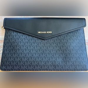 Michael Kors Clutch